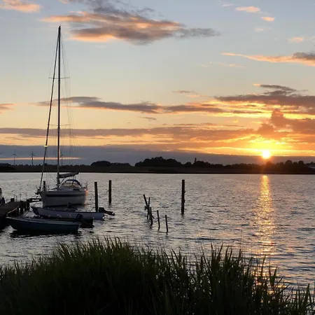 Traumblick Mit Meerblick Tatil Evi *